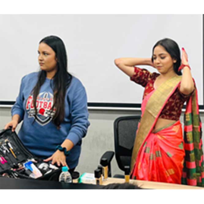 Makeup Maestro Sonali Gupta Enlightens Students at the 16th Global Film Festival Noida