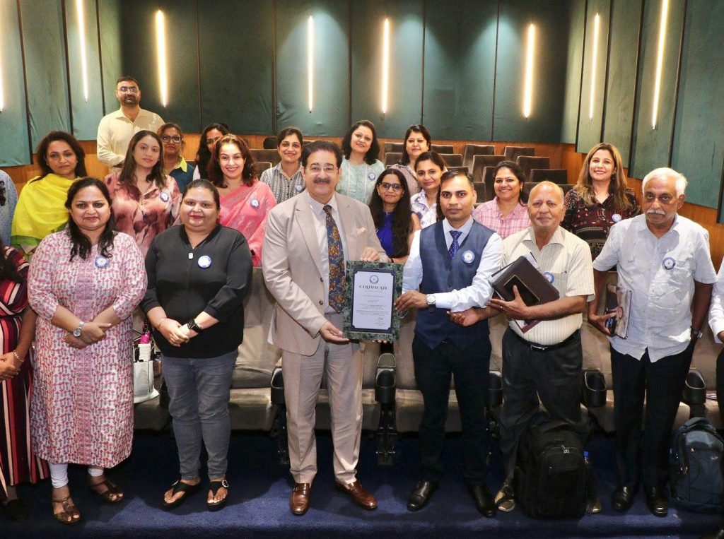 Sandeep Marwah Honoured by Association of Professional Career Counsellors of India at Marwah Studios