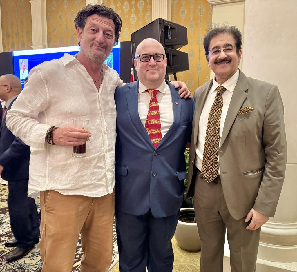 Renowned Maltese Actor Manuel Cutajar Meets Dr. Sandeep Marwah of Marwah Studios