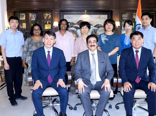 Indo–South Korea Film and Cultural Forum Welcomes South Korean Delegation at AAFT